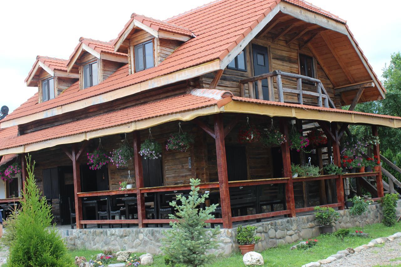 Satul Traditional Runcu  Kültér fotó